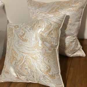 Get a set of 2 Large throw accent pillow set bedroom or living area